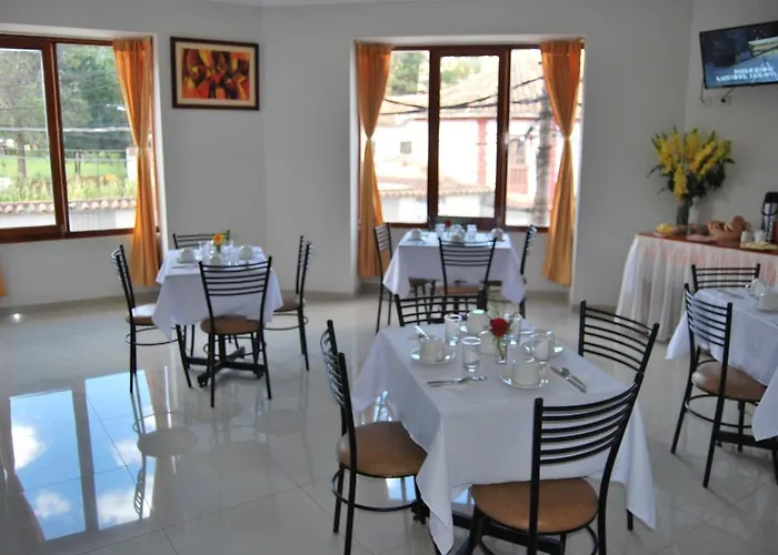 Hotel House 2*